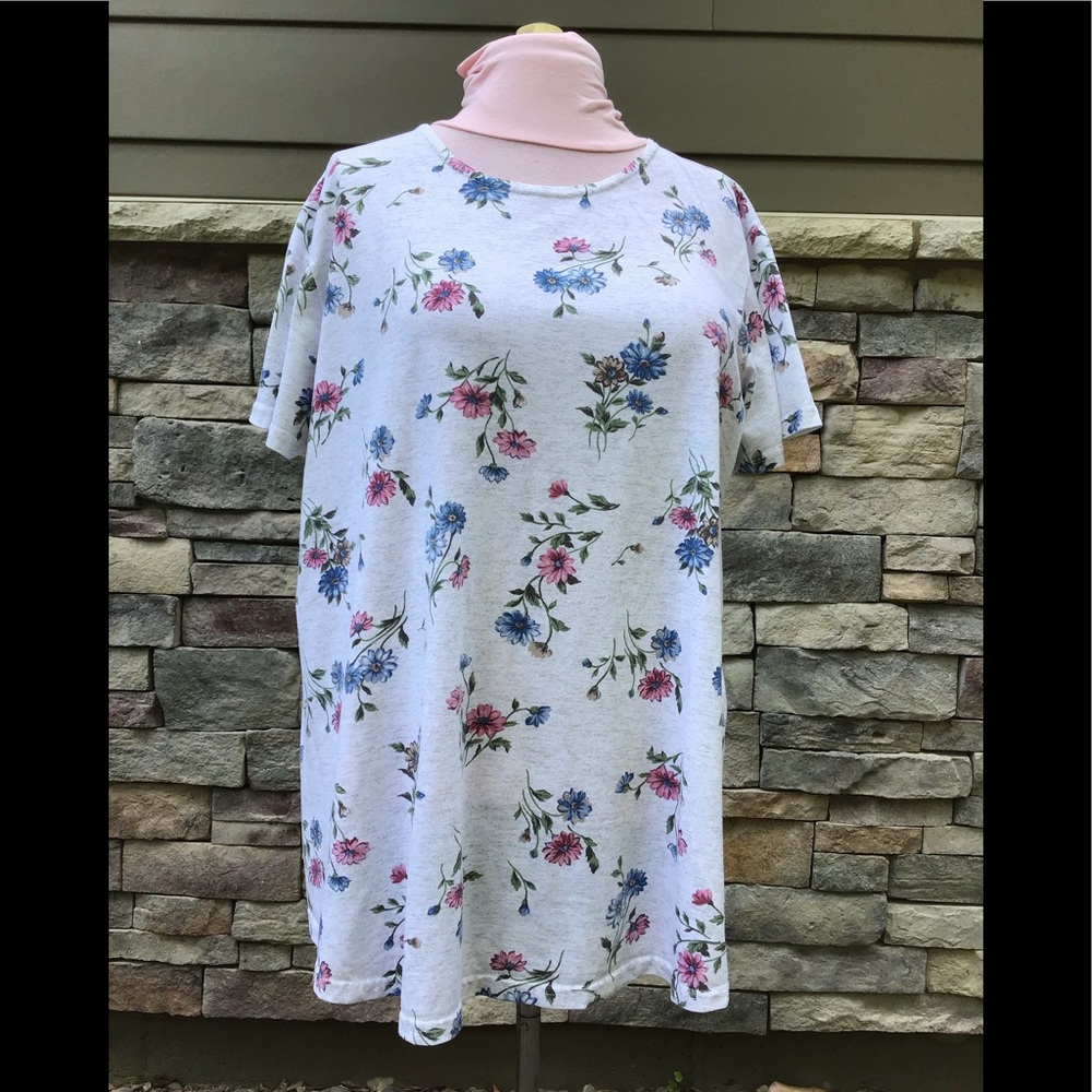 New Additions Maternity knit top size large